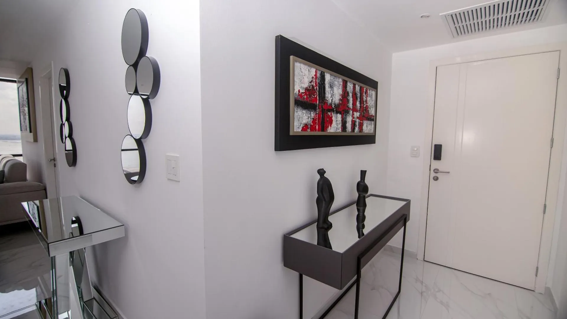Suite 702 Bellini, Puerto Santa Ana, Guayaquil Apartamento
